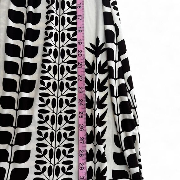 2000’s Dark Brown and White Floral Dress - Picture 6 of 6